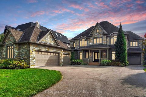 Photo 1 at 33 Maple Grove Avenue, Oak Ridges, Richmond Hill