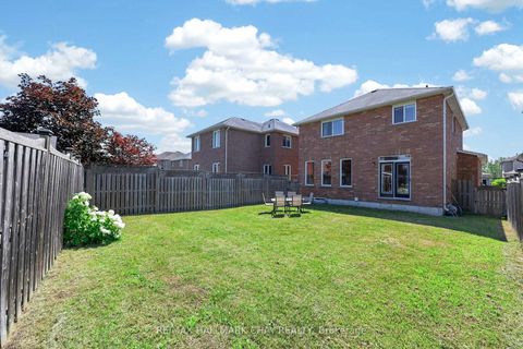 Photo 18 at 43 Graihawk Drive, Ardagh, Barrie