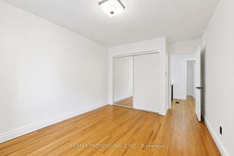 Photo 18 at 20 - 160 Carsbrooke Road, Etobicoke West Mall, Toronto