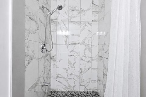 Photo 23 at 20 - 160 Carsbrooke Road, Etobicoke West Mall, Toronto