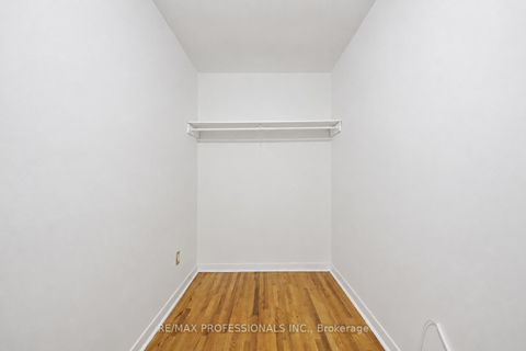 Photo 24 at 20 - 160 Carsbrooke Road, Etobicoke West Mall, Toronto