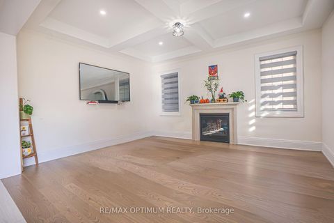 Photo 8 at 53 Kinburn Crescent, Vellore Village, Vaughan