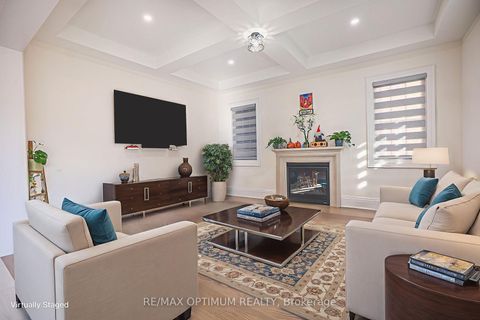 Photo 9 at 53 Kinburn Crescent, Vellore Village, Vaughan