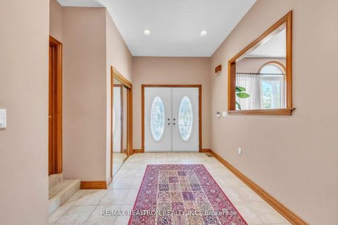 Photo 10 at 36A Puccini Drive, Oak Ridges, Richmond Hill