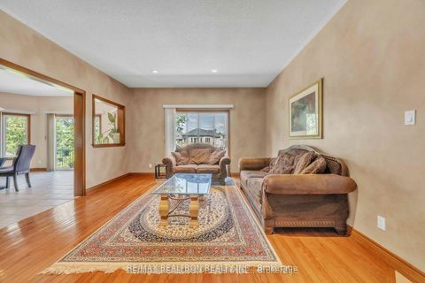 Photo 13 at 36A Puccini Drive, Oak Ridges, Richmond Hill