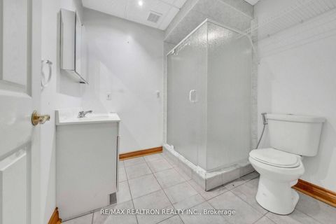 Photo 18 at 36A Puccini Drive, Oak Ridges, Richmond Hill