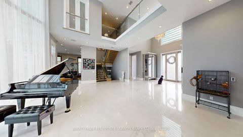 Photo 10 at 42 Wimpole Drive, Windfields, Toronto
