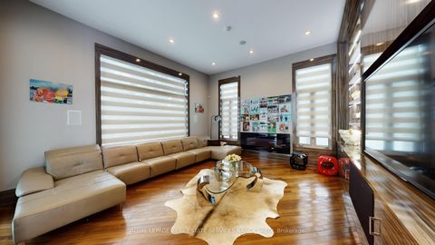 Photo 11 at 42 Wimpole Drive, Windfields, Toronto