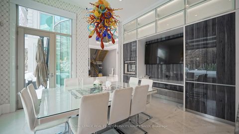 Photo 17 at 42 Wimpole Drive, Windfields, Toronto