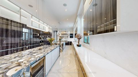 Photo 19 at 42 Wimpole Drive, Windfields, Toronto
