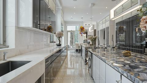 Photo 21 at 42 Wimpole Drive, Windfields, Toronto