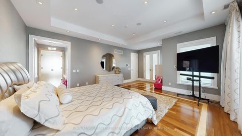 Photo 27 at 42 Wimpole Drive, Windfields, Toronto