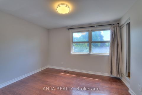 Photo 9 at 14 Cherrystone Drive, Hillcrest Village, Toronto