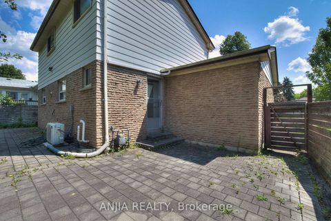 Photo 13 at 14 Cherrystone Drive, Hillcrest Village, Toronto
