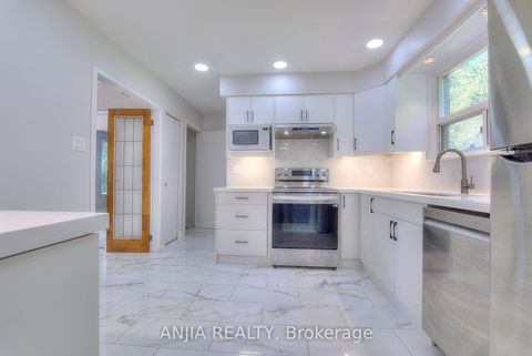 Photo 23 at 14 Cherrystone Drive, Hillcrest Village, Toronto