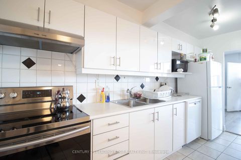 Photo 7 at 703 - 80 Grandravine Drive, York University Heights, Toronto