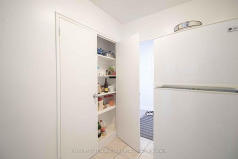 Photo 9 at 703 - 80 Grandravine Drive, York University Heights, Toronto
