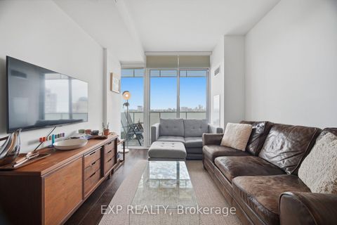 Photo 11 at 2505 - 200 Bloor Street W, Annex, Toronto