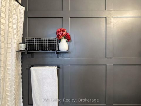 Photo 31 at 406 - 11 Lillian Street, Mount Pleasant West, Toronto