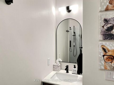 Photo 35 at 406 - 11 Lillian Street, Mount Pleasant West, Toronto