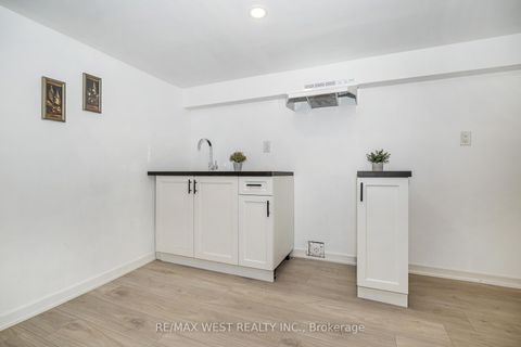 Photo 14 at 83 Scott Road, Eglinton West, Toronto