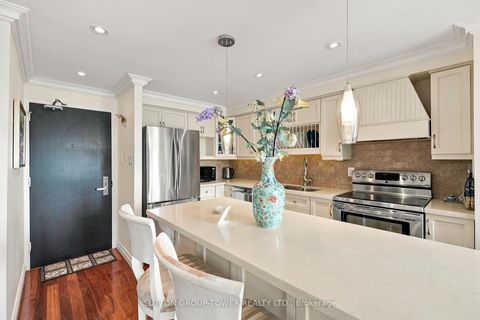 Photo 3 at 319 - 35 Ormskirk Avenue, Swansea, Toronto
