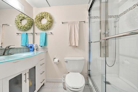 Photo 20 at 319 - 35 Ormskirk Avenue, Swansea, Toronto