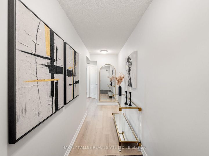 Photo 6 at 1814 - 17 Barberry Place, Bayview Village, Toronto