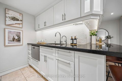 Photo 9 at 3 - 87 Lillian Street, Mount Pleasant West, Toronto