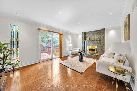 Photo 6 at 17 Twin Circle Court, Branson, Toronto