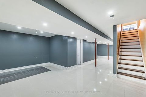 Photo 22 at 233 Vellore Avenue, Vellore Village, Vaughan