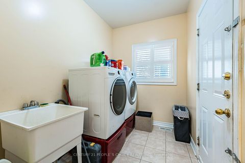 Photo 26 at 233 Vellore Avenue, Vellore Village, Vaughan