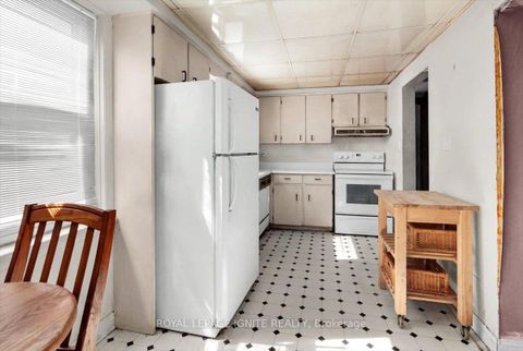 Photo 9 at 76 Celeste Drive, West Hill, Toronto
