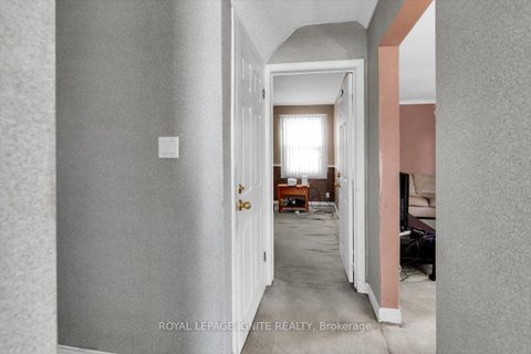 Photo 13 at 76 Celeste Drive, West Hill, Toronto