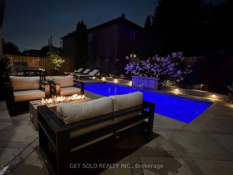 Photo 46 at 10 Coldwater Court, Beverley Glen, Vaughan