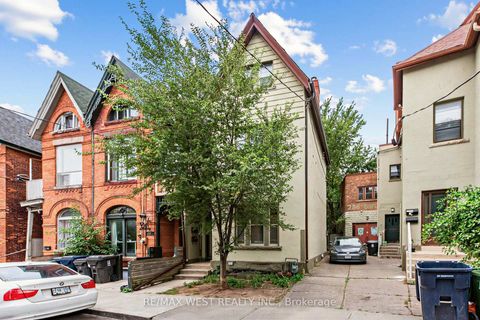 Photo 0 at 284 Lisgar Street, Little Portugal, Toronto