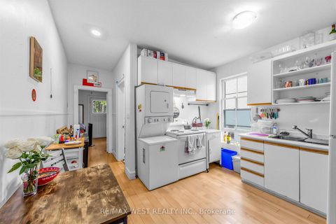 Photo 11 at 284 Lisgar Street, Little Portugal, Toronto