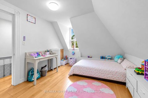 Photo 22 at 284 Lisgar Street, Little Portugal, Toronto