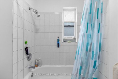Photo 25 at 284 Lisgar Street, Little Portugal, Toronto