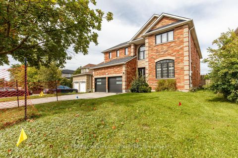 Photo 2 at 54 Maple Grove Avenue, Oak Ridges, Richmond Hill
