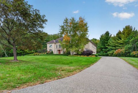Photo 2 at 65 Kingswood Drive, Rural King, King