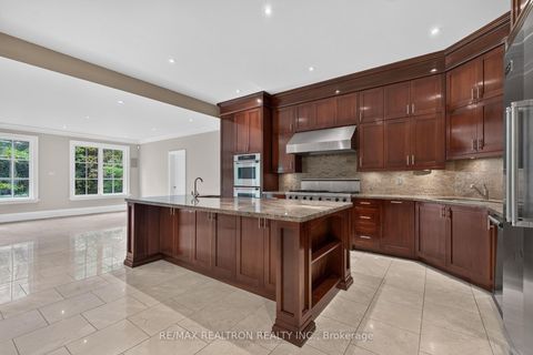 Photo 13 at 65 Kingswood Drive, Rural King, King