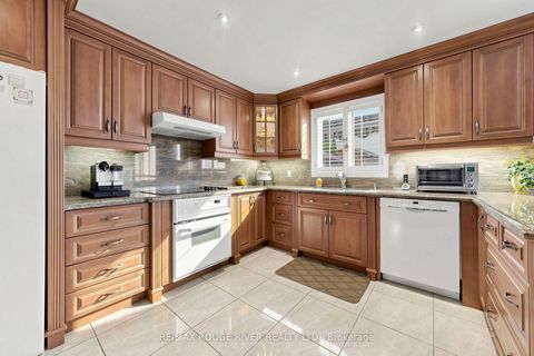 Photo 13 at 48 Chillery Avenue, Eglinton East, Toronto