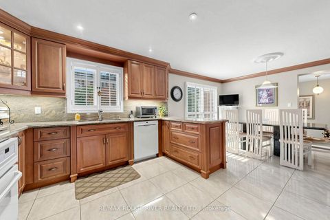 Photo 17 at 48 Chillery Avenue, Eglinton East, Toronto