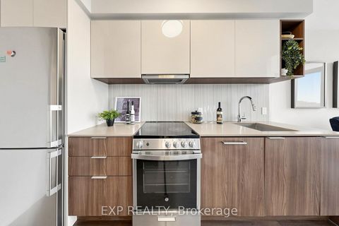 Photo 7 at 611 - 31 Tippett Road, Clanton Park, Toronto