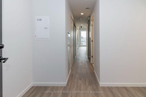 Photo 6 at 709 - 689 The Queensway, Queensway, Toronto