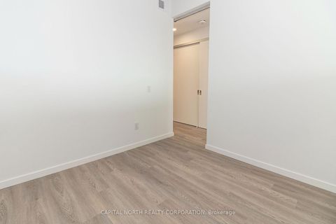 Photo 14 at 709 - 689 The Queensway, Queensway, Toronto
