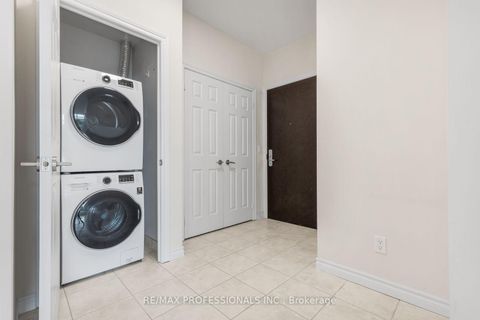 Photo 13 at 816 - 1135 Royal York Road, Humber Valley, Toronto