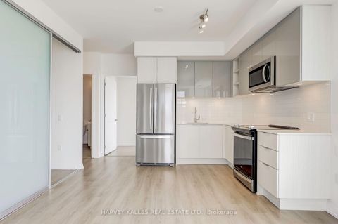 Photo 5 at 2209 - 25 Holly Street, Mount Pleasant West, Toronto
