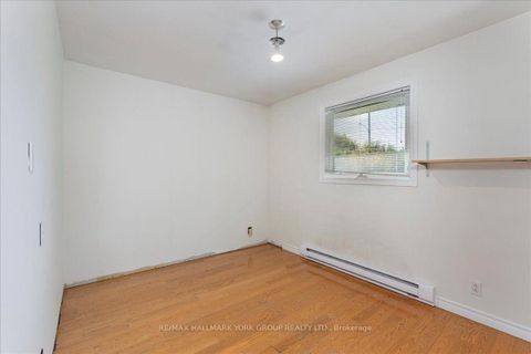 Photo 15 at 209 South Channel Drive, Keswick North, Georgina